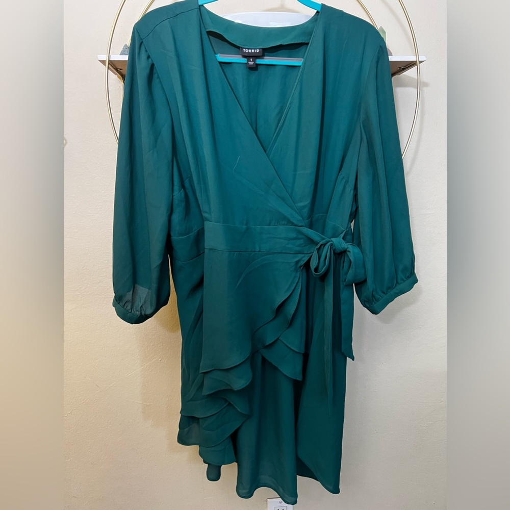 Teal Georgette Wrap Tunic Blouse Top. 3/4 sleeves.
